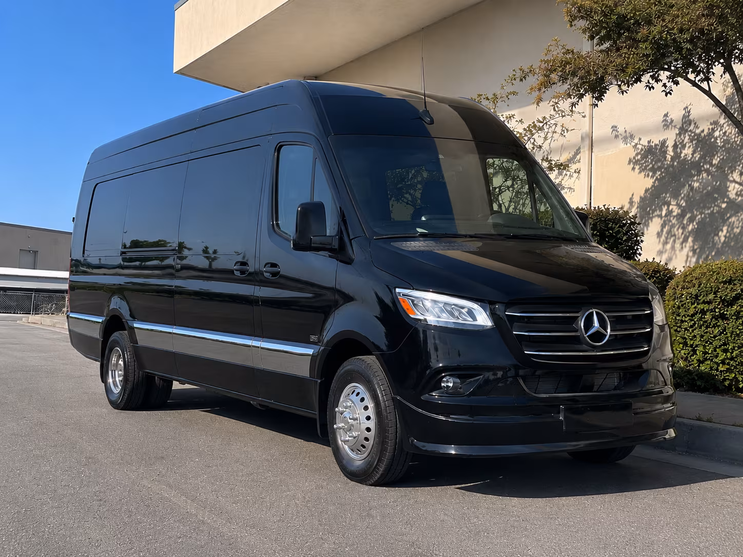find transportation for your next bachelor or bachelorette party 2