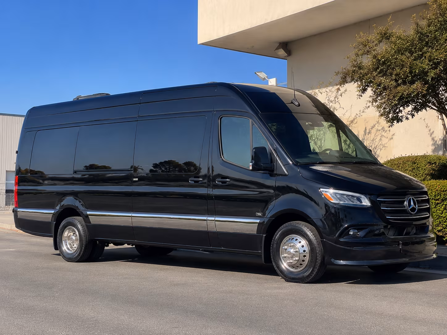 find transportation for your next prom 3
