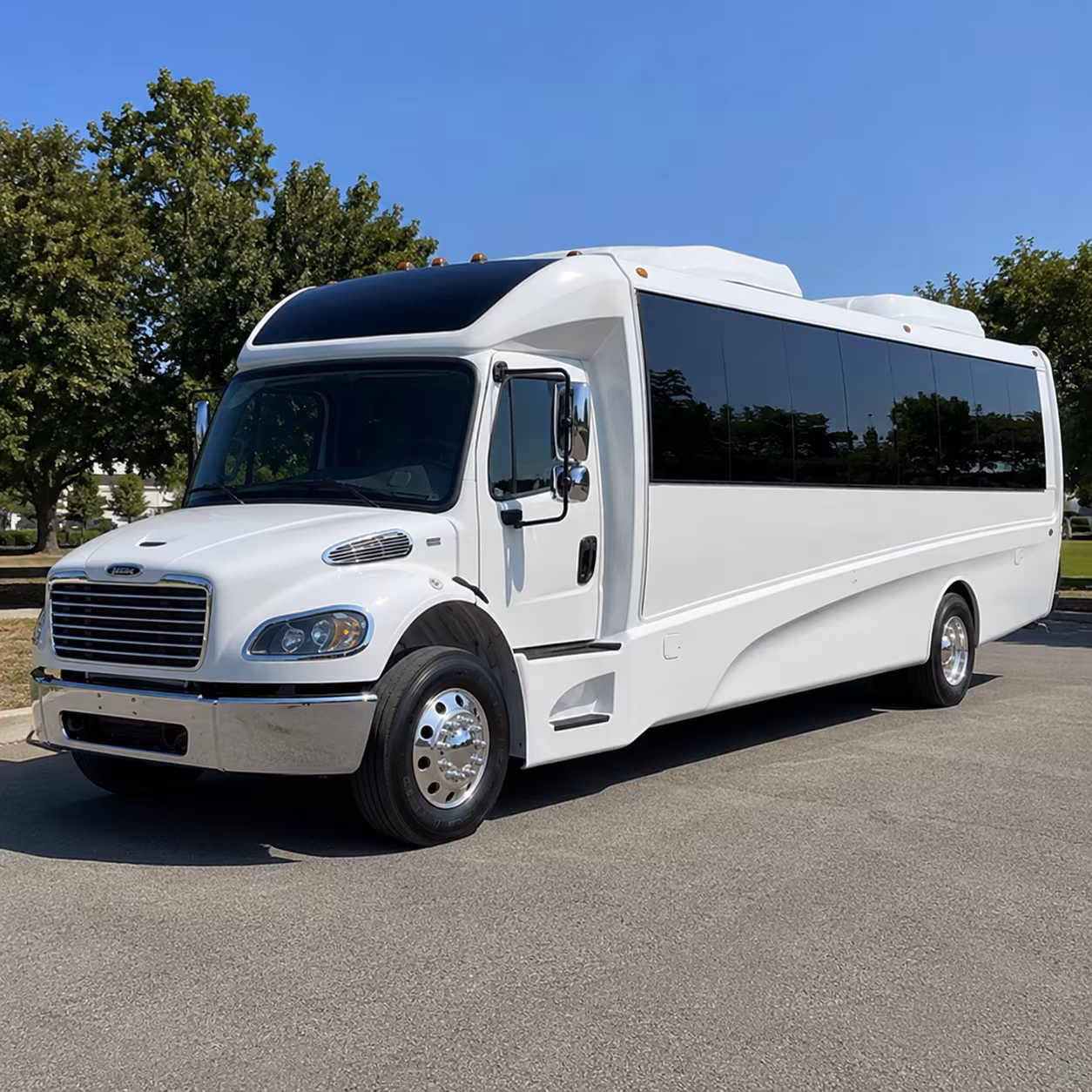 norfolk 25 passenger minibus