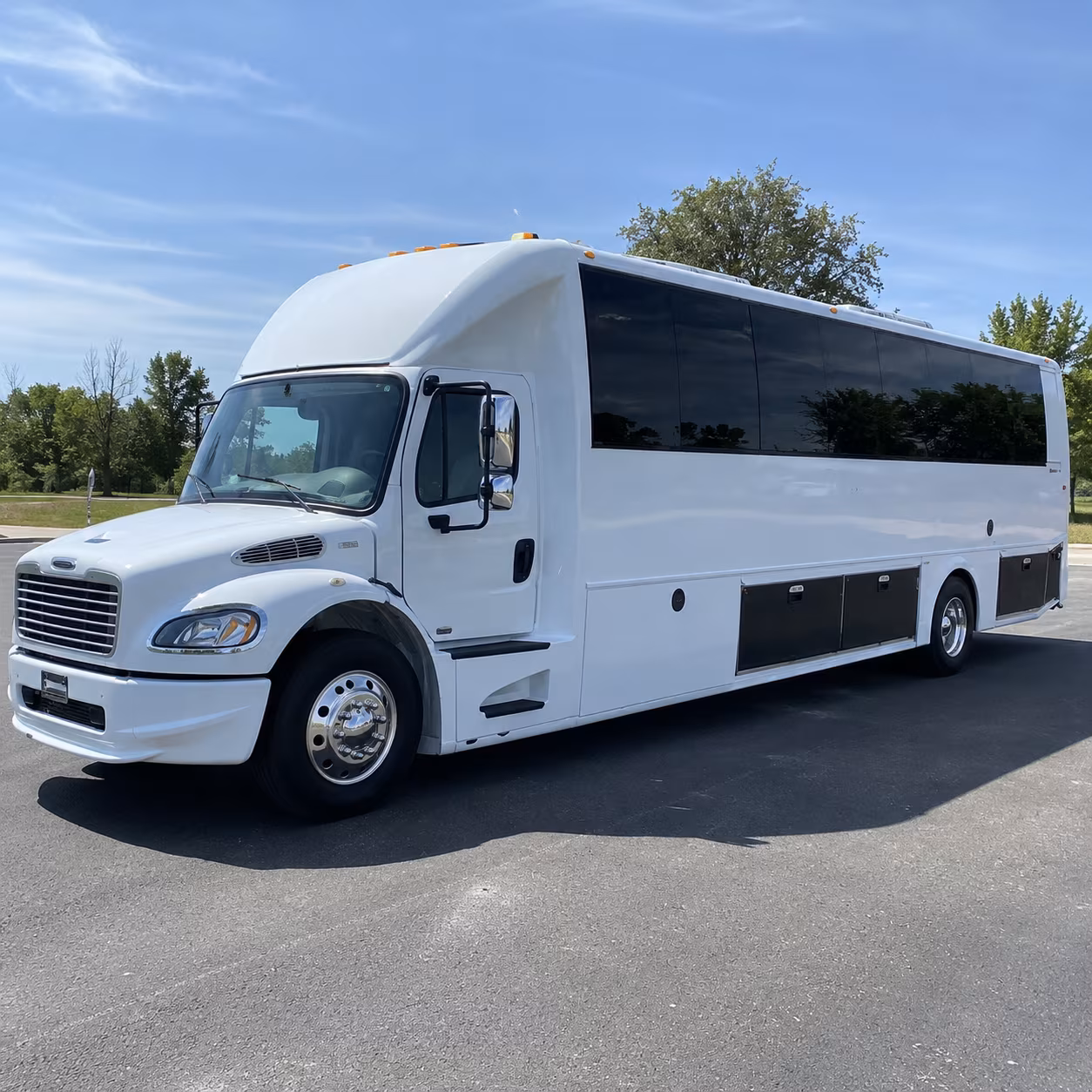 norfolk 40 passenger party bus